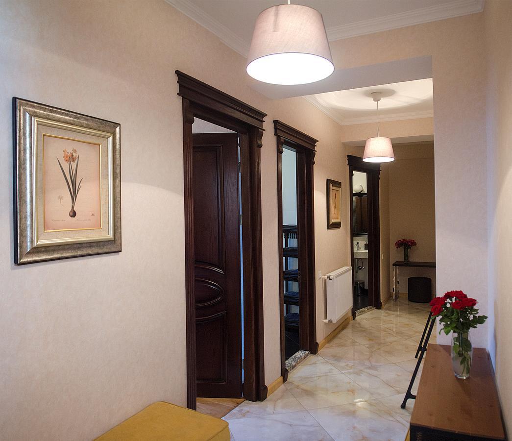 Tiflislux Apartment - Old City Philarmonic 外观 照片